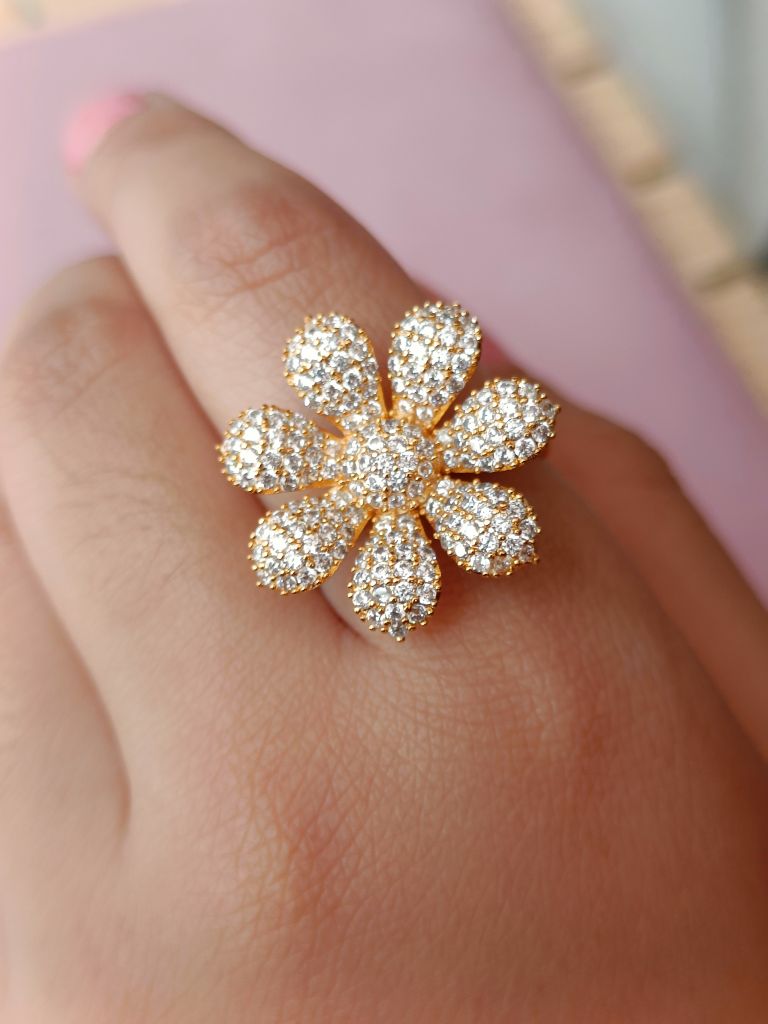 Daisy Sterling Ring