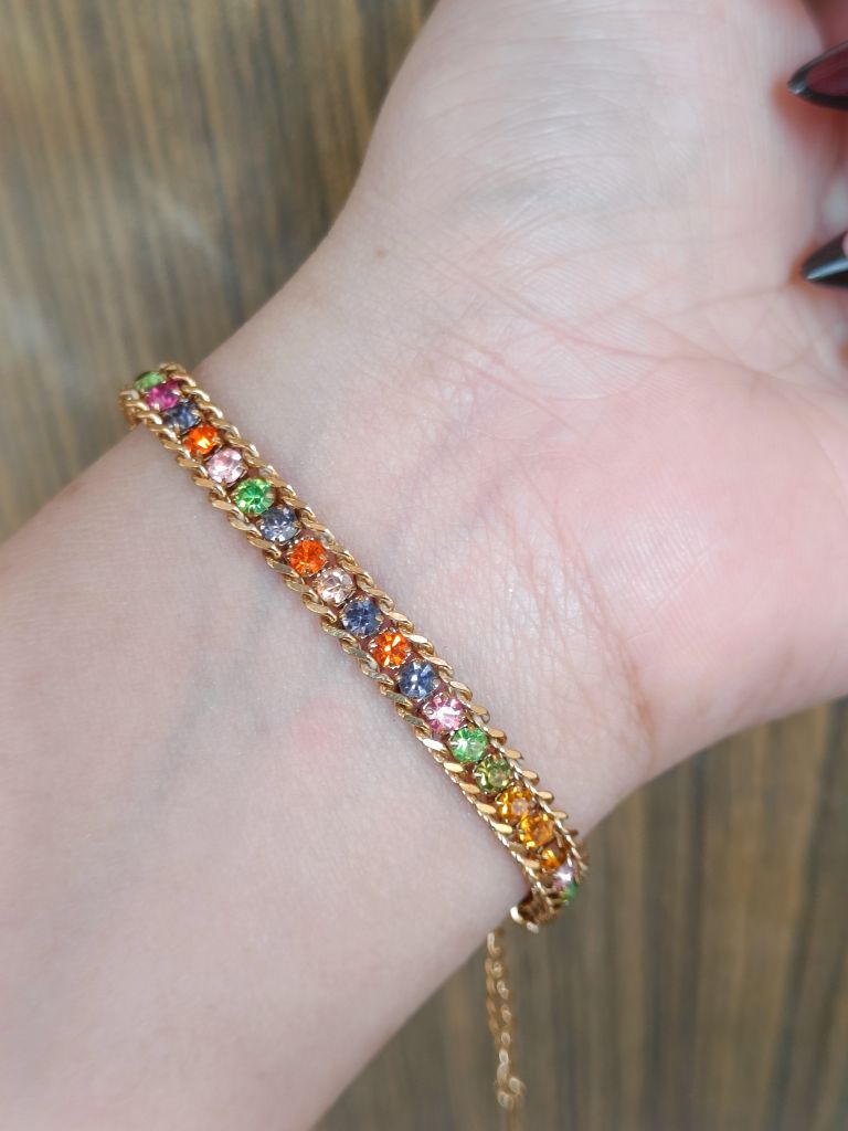 Multicolored bracelet