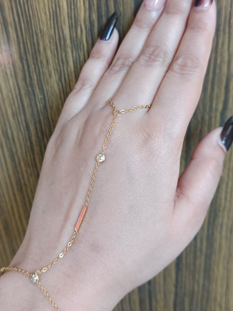 Christella Handchain