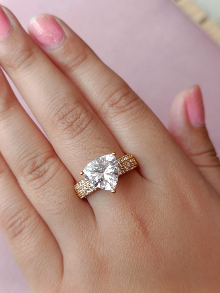 Solitare Ring